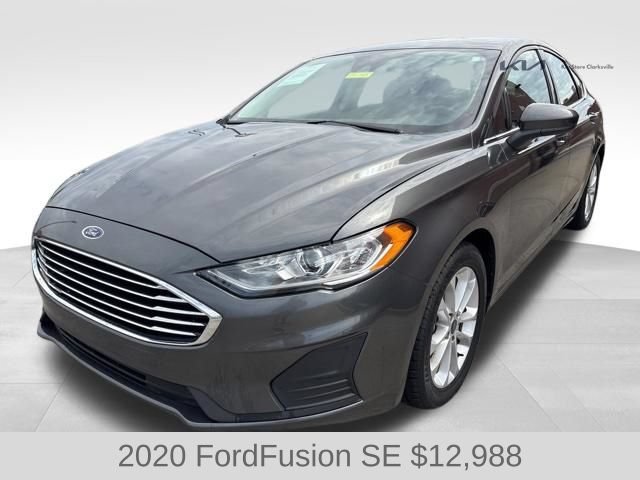 Used 2020 Ford Fusion SE FWD image 4