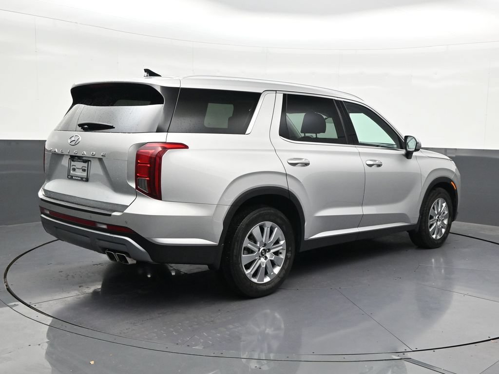 Used 2025 Hyundai Palisade SEL FWD image 5
