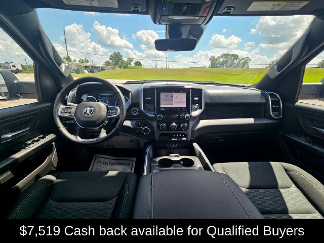 New 2026 RAM 1500 Express AWD/4WD image 12