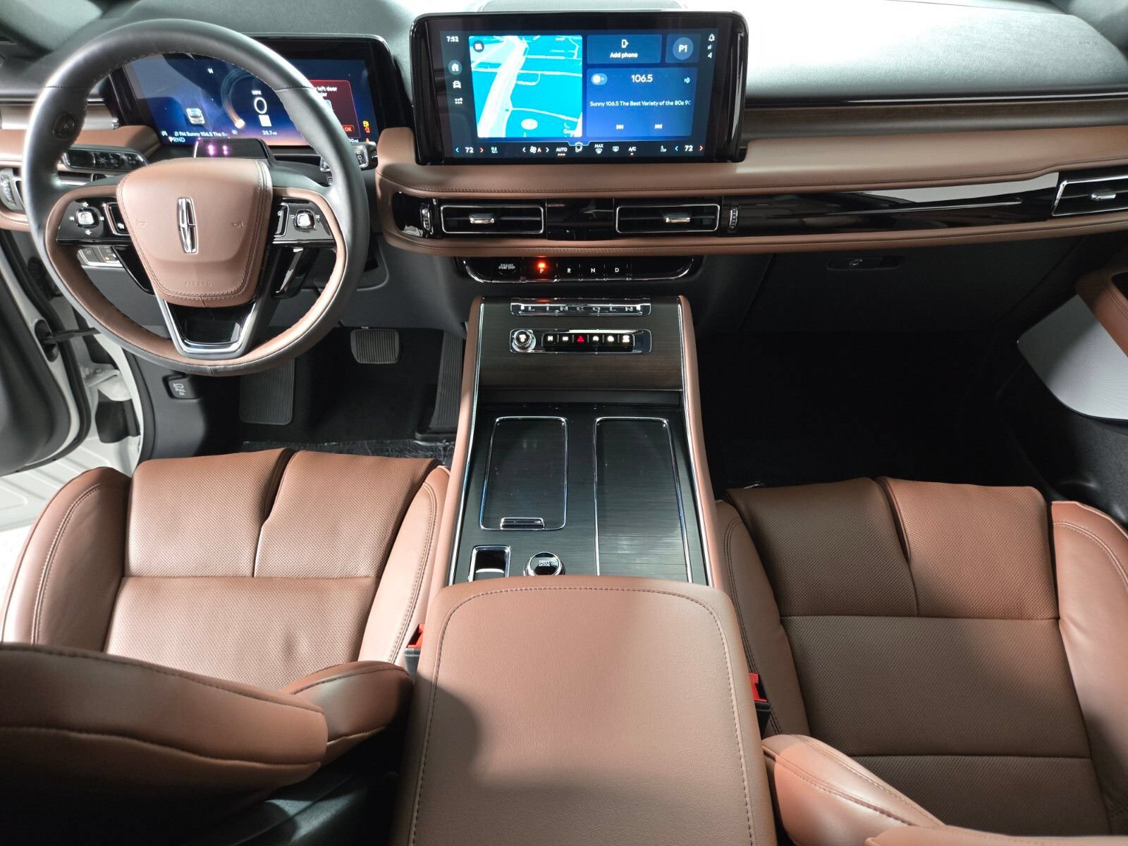 New 2026 Lincoln Aviator Reserve AWD/4WD image 16