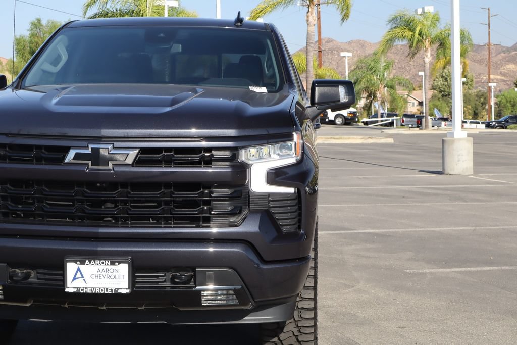 Used 2023 Chevrolet Silverado 1500 RST w/ Convenience Package II RWD image 8