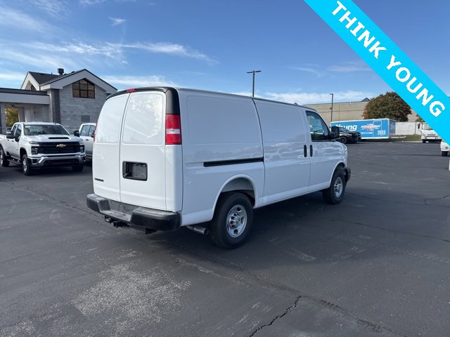 New 2025 Chevrolet Express 2500 w/ Enhanced Convenience Package image 7