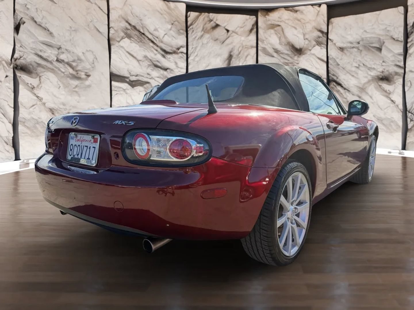 Used 2006 MAZDA MX-5 Miata Grand Touring RWD image 6