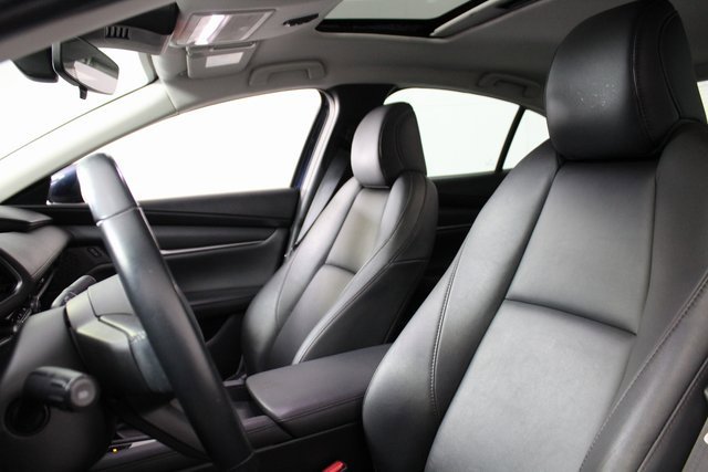 Used 2020 MAZDA MAZDA3 Sedan w/ Select Package image 12