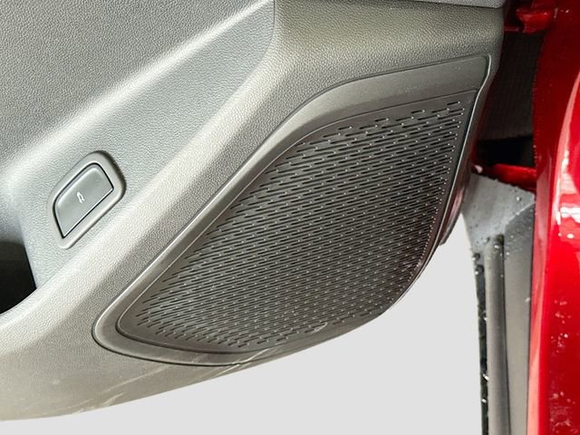 New 2026 Chevrolet Traverse LT w/ LPO, Floor Liner Package image 20