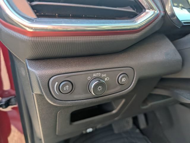 Certified 2023 Chevrolet TrailBlazer RS w/ Sun and Liftgate Package image 17