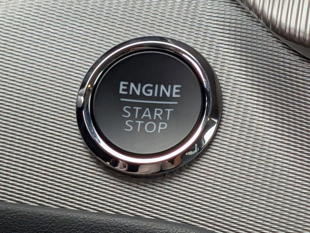 New 2025 Ford Explorer Active w/ Active Comfort Package image 41