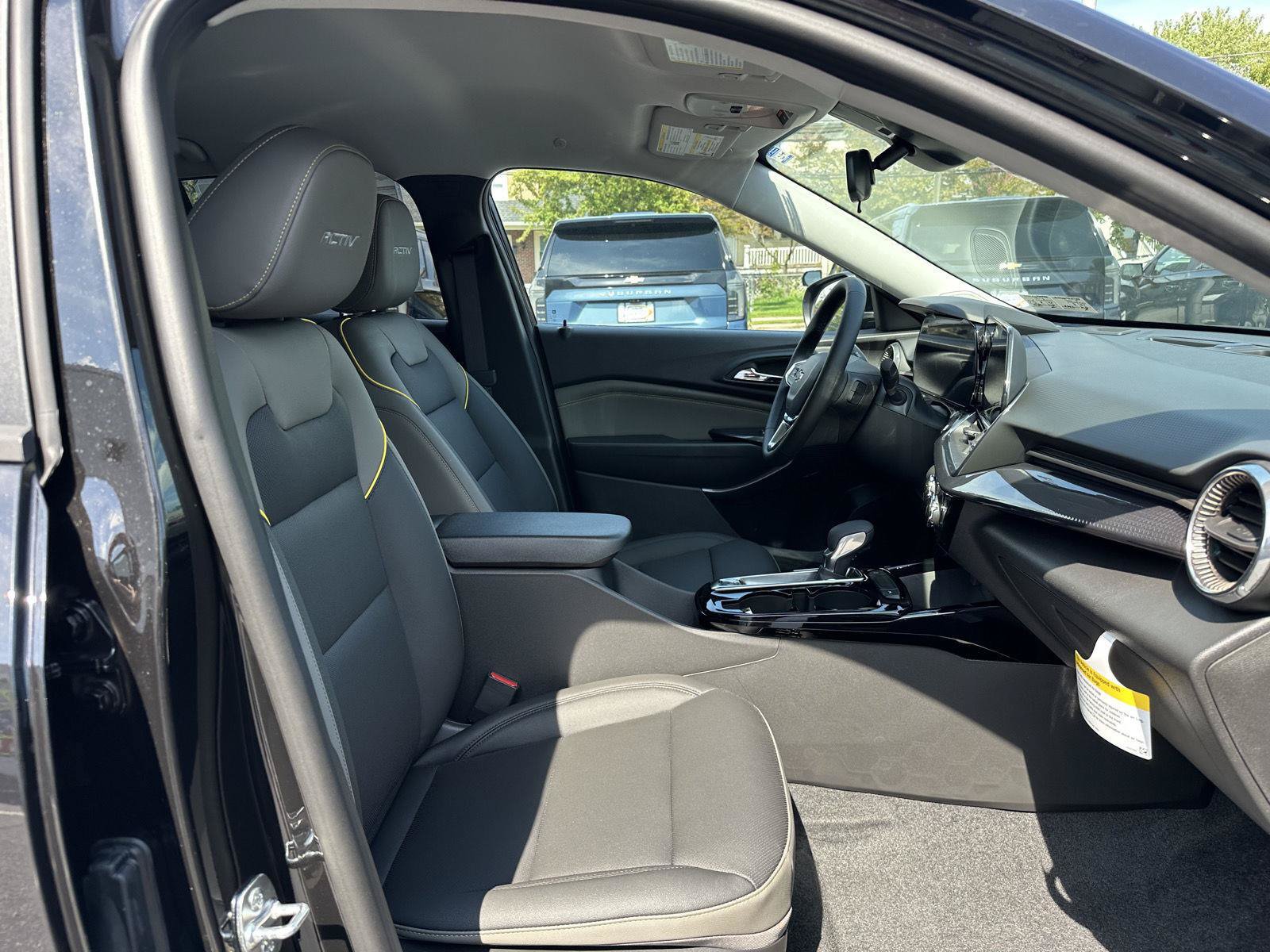 New 2026 Chevrolet Trax ACTIV w/ Driver Confidence Package FWD image 13