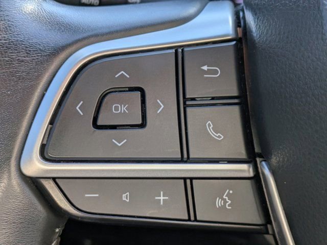 Used 2023 Toyota Highlander XSE image 22