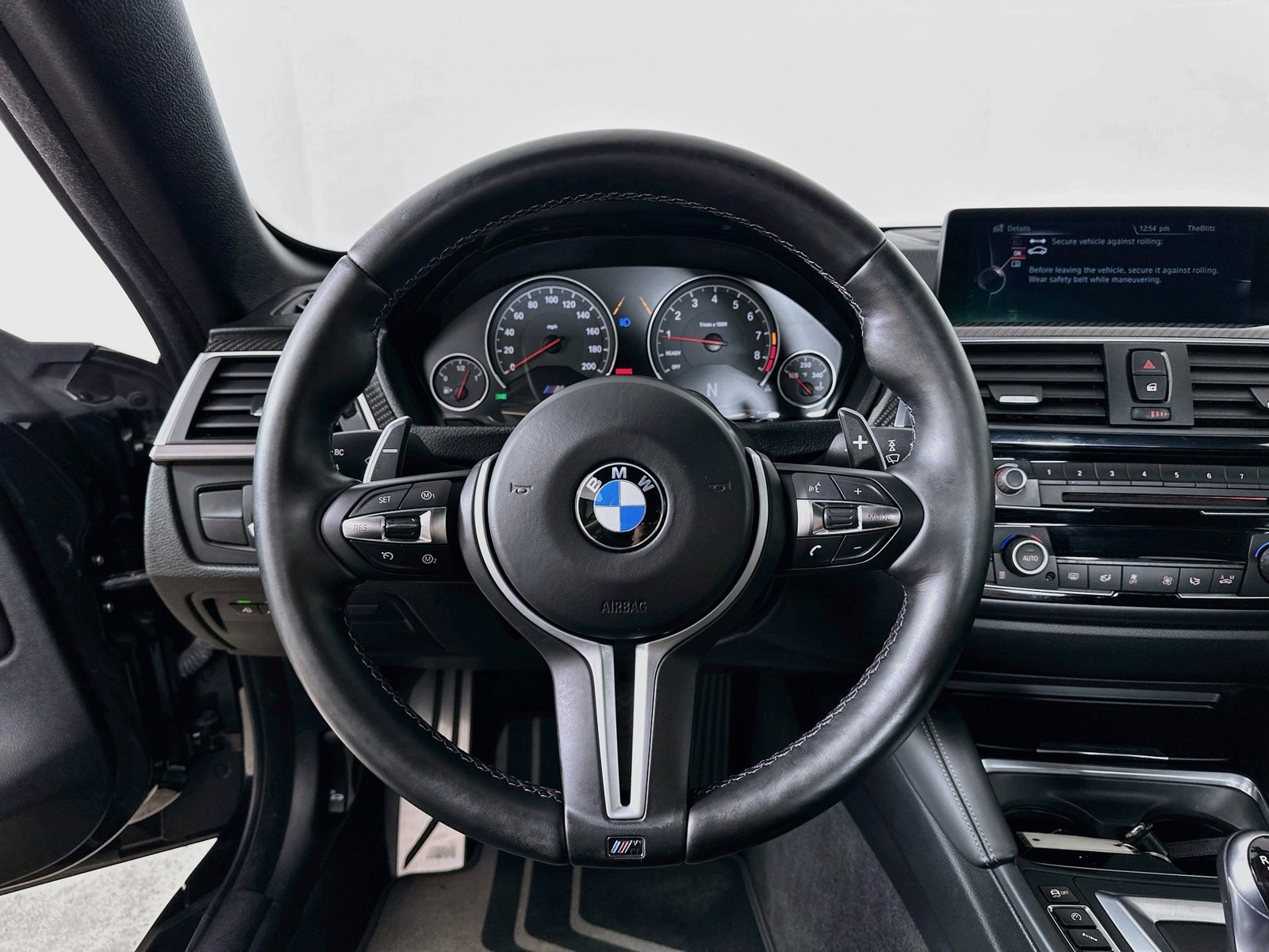 Used 2016 BMW M4 Convertible RWD image 15