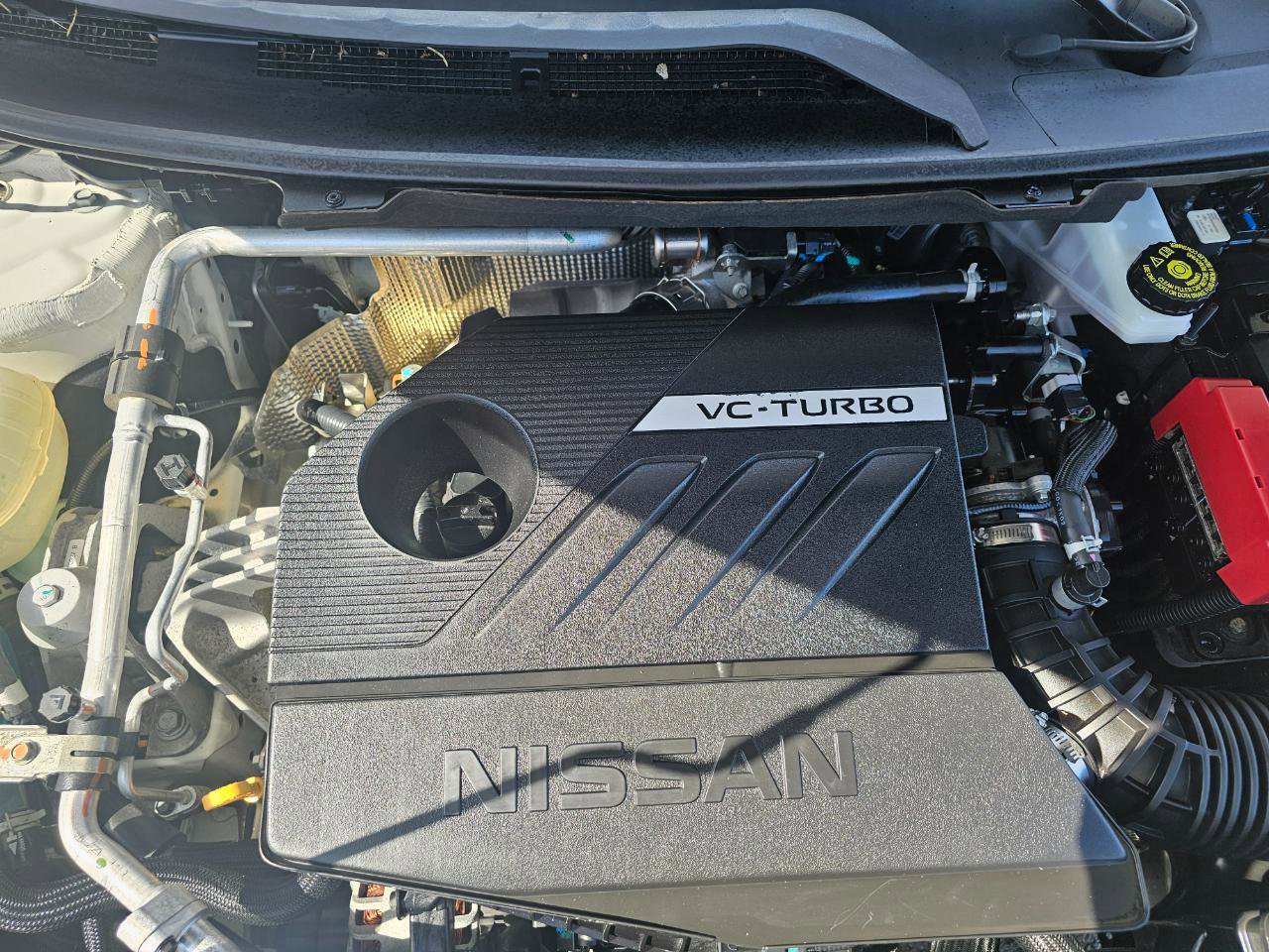 Used 2023 Nissan Rogue S image 28