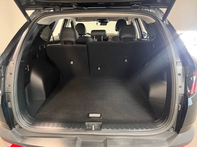 Used 2023 Hyundai Tucson SEL w/ Convenience Package image 16