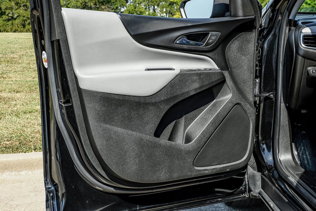 Used 2022 Chevrolet Equinox LS image 43