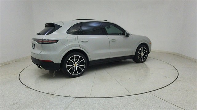 Used 2022 Porsche Cayenne image 69