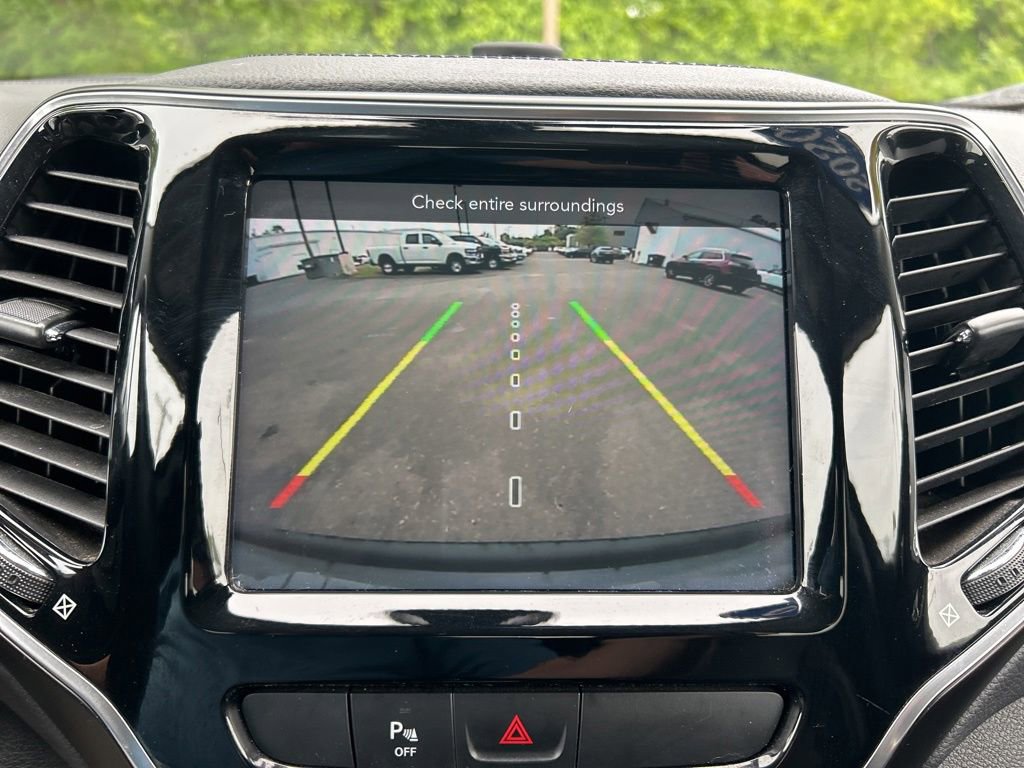 Used 2020 Jeep Cherokee Limited AWD/4WD image 22