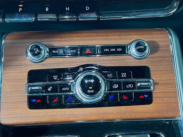 Used 2023 Lincoln Aviator Reserve w/ Equipment Group 201A image 22