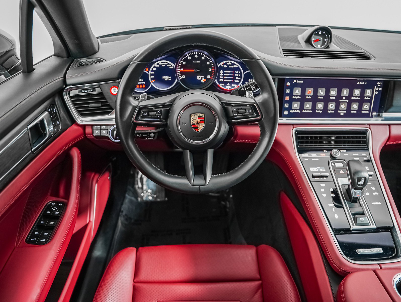 Certified 2023 Porsche Panamera 4 Platinum Edition AWD/4WD image 17