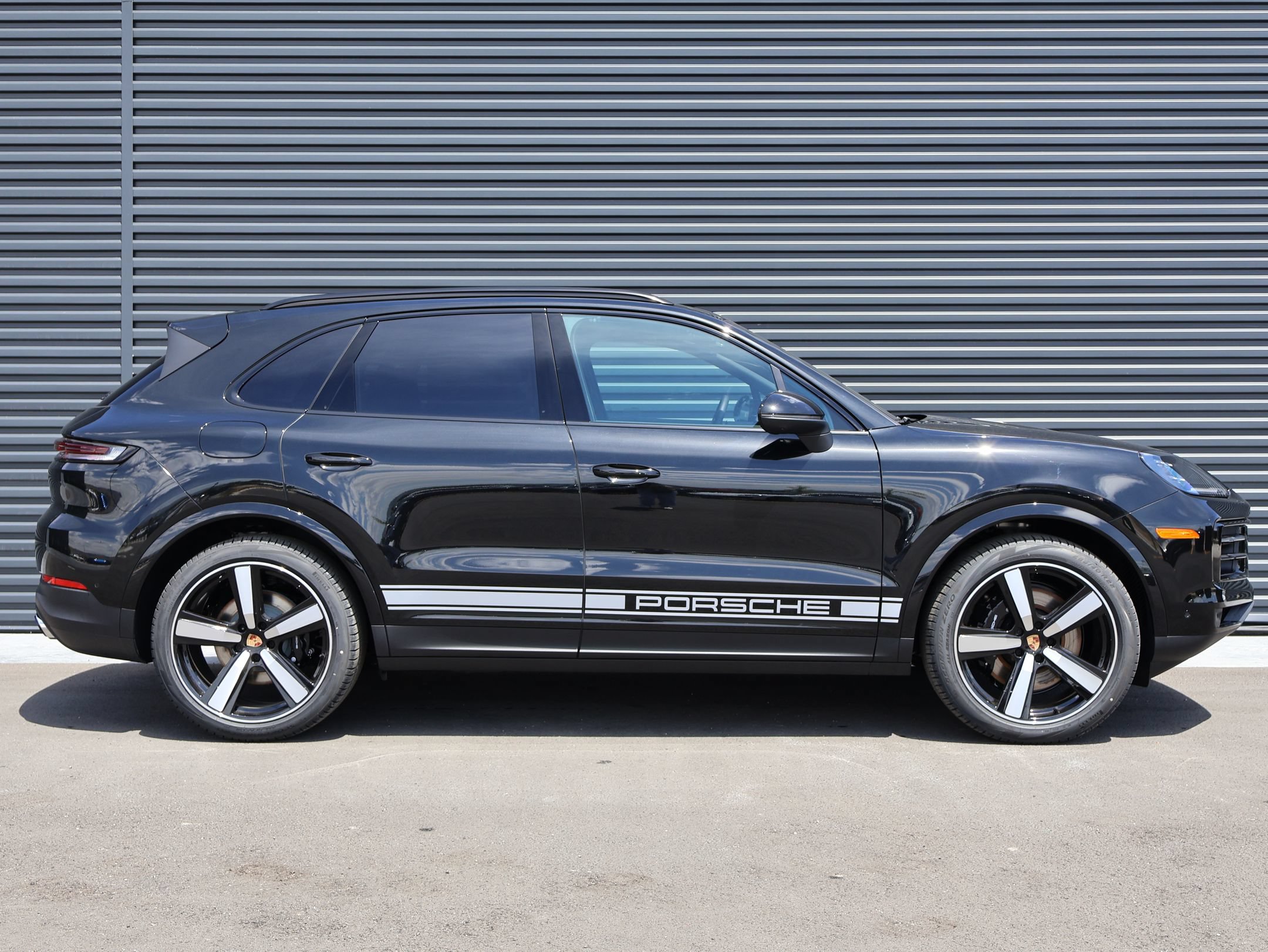 New 2026 Porsche Cayenne AWD/4WD image 8