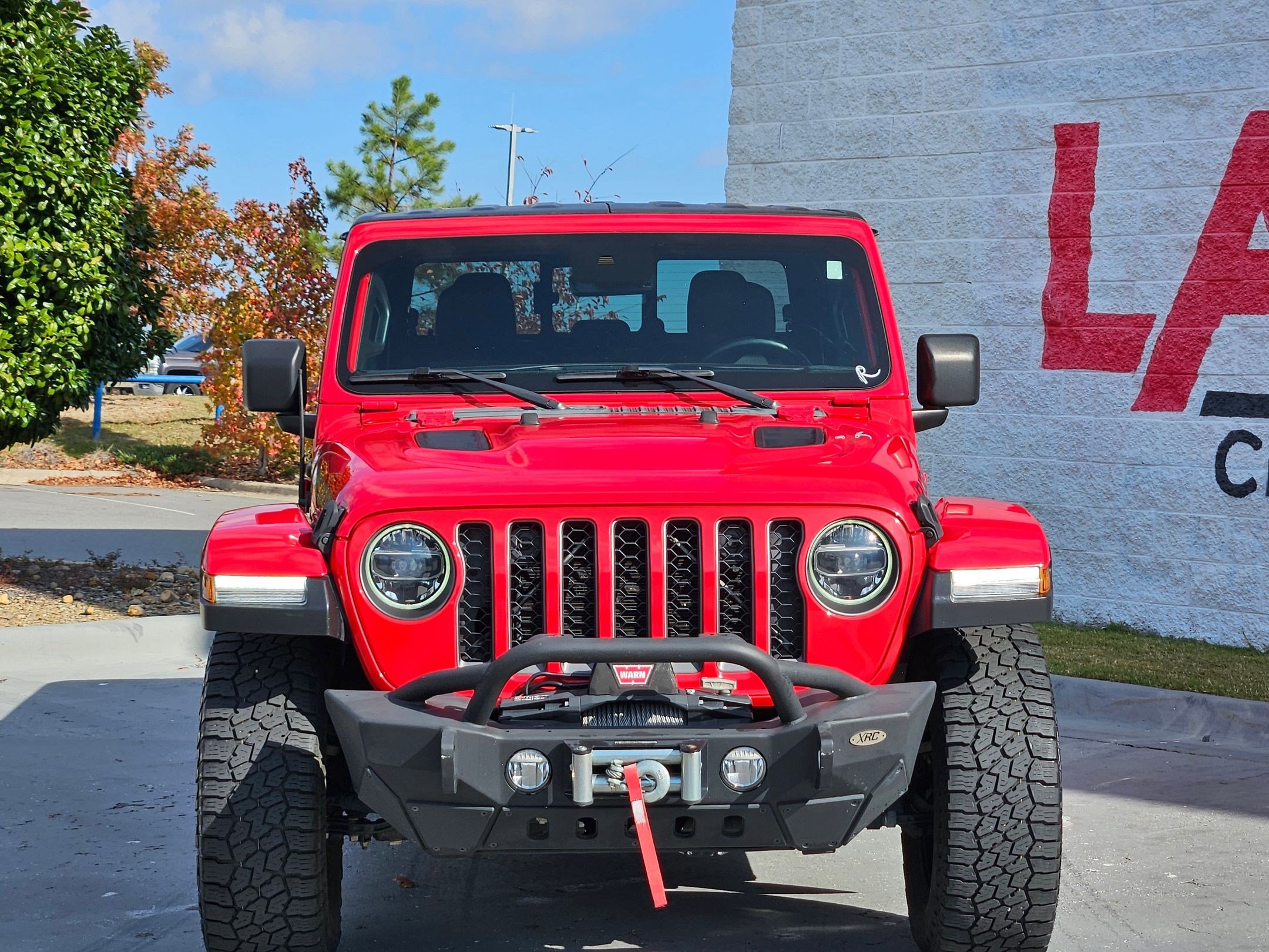 Used 2020 Jeep Gladiator Rubicon image 2