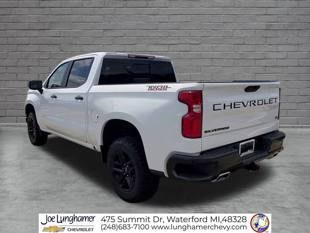 Used 2022 Chevrolet Silverado 1500 LT Trail Boss w/ LT Trail Boss Premium Package AWD/4WD image 7