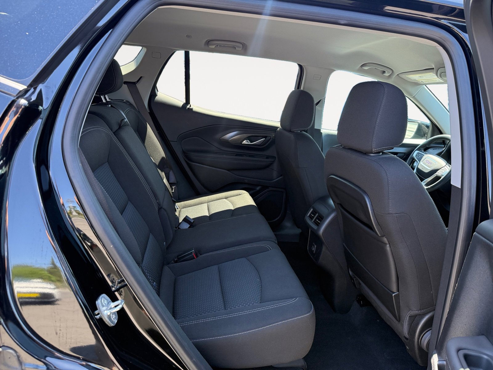 Used 2022 GMC Terrain SLE w/ Driver Convenience Package FWD image 18