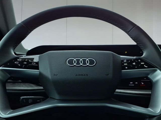 Used 2025 Audi Q5 Premium w/ Premium Plus AWD/4WD image 14