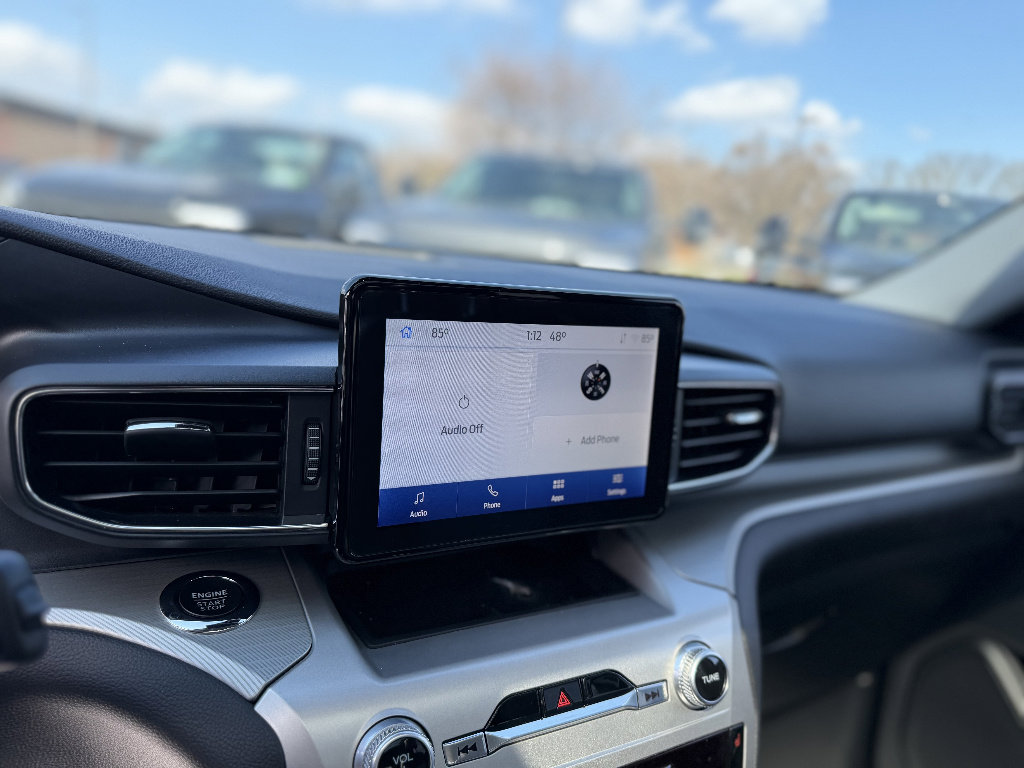 Used 2022 Ford Explorer XLT w/ Equipment Group 202A image 17