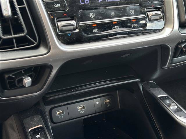 Used 2023 Kia Sorento S FWD image 14