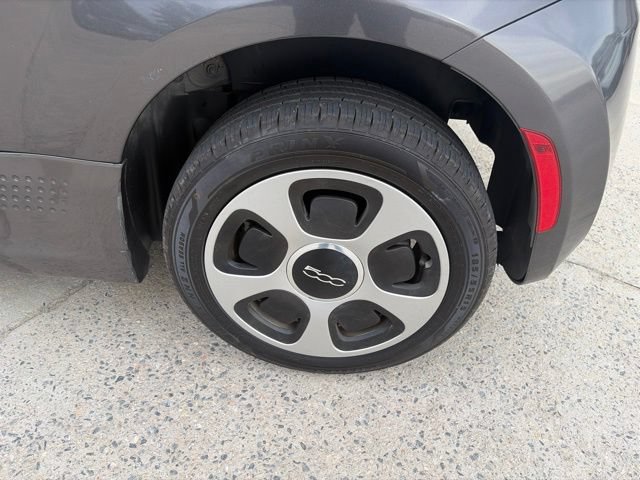 Used 2014 FIAT 500 e FWD image 8