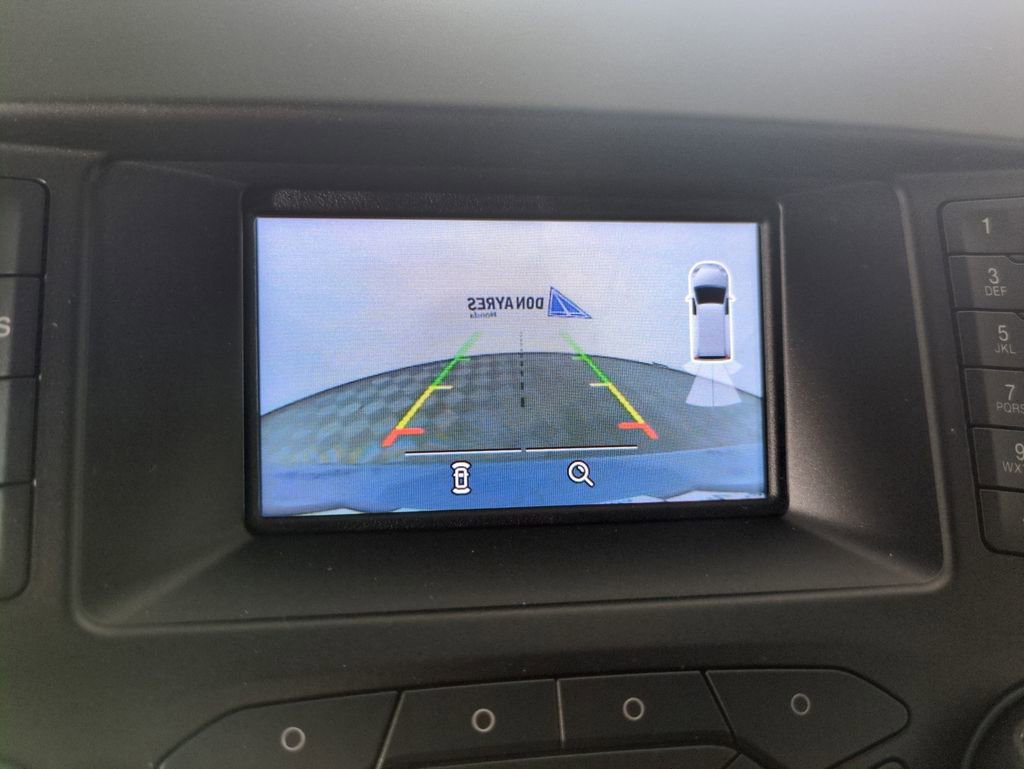 Used 2018 Ford Edge SEL image 20