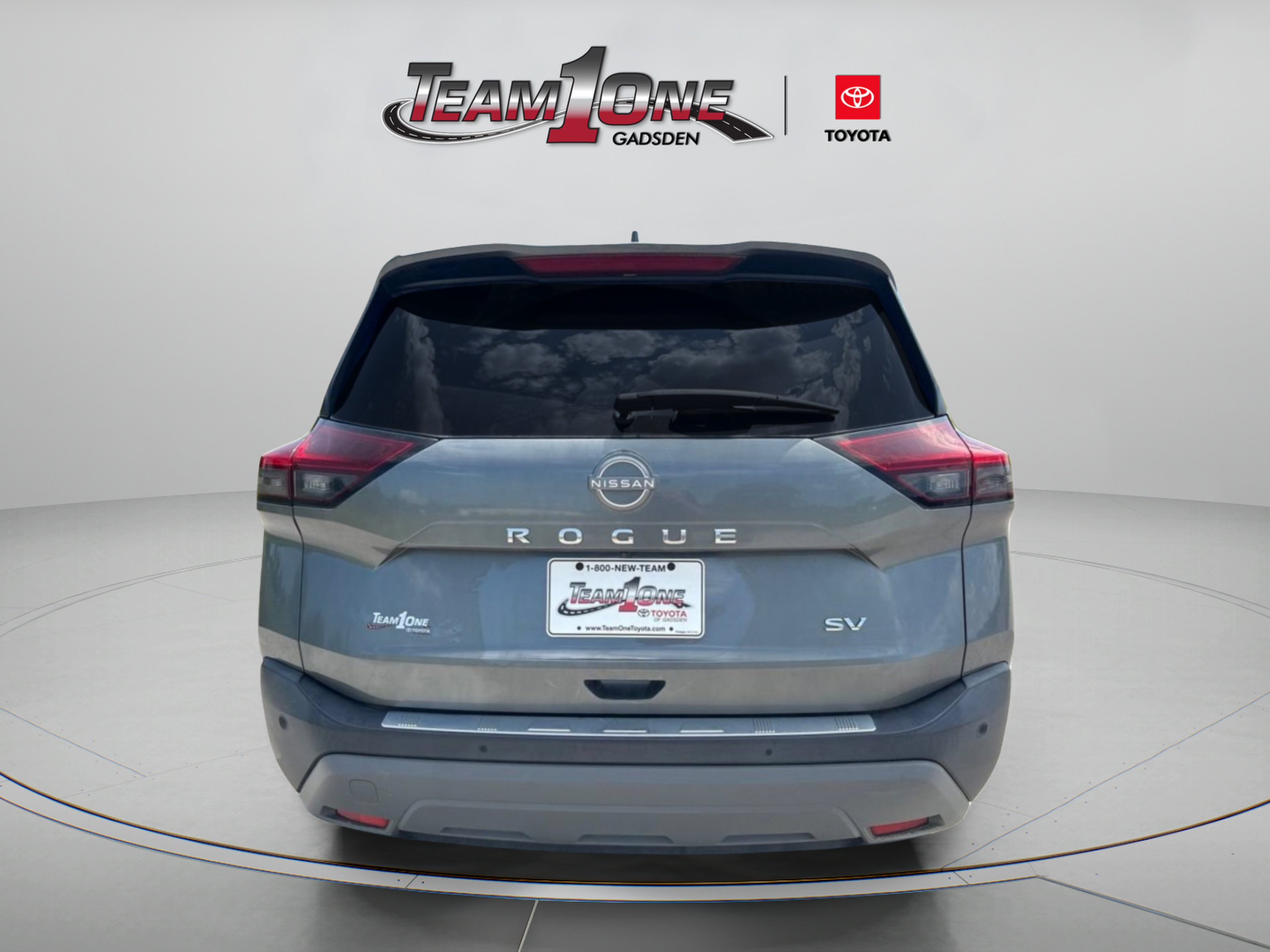 Used 2023 Nissan Rogue SV w/ SV Premium B Package FWD image 6
