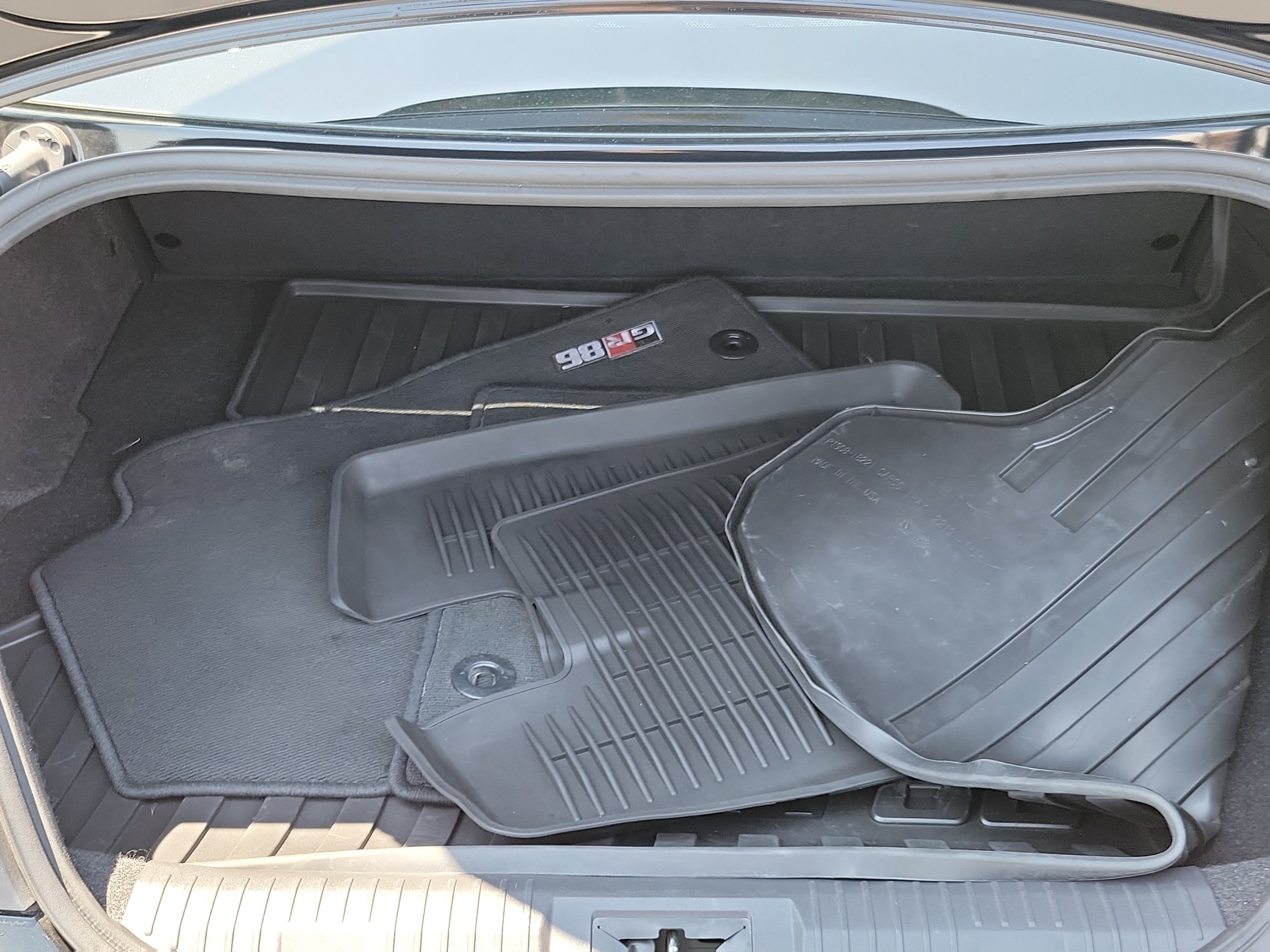 Used 2025 Toyota GR86 w/ ALL Weather Mat Package (TMS) RWD image 10