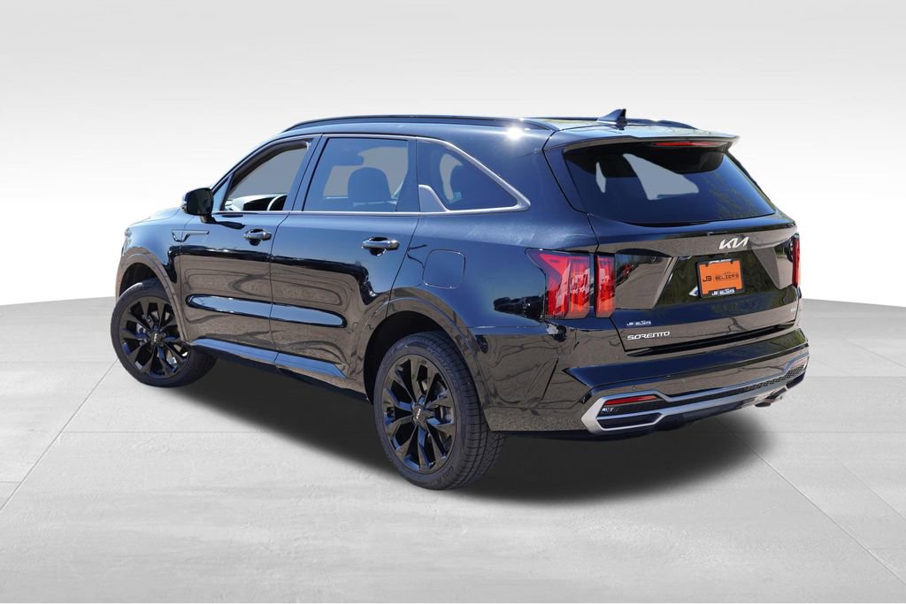 Certified 2023 Kia Sorento SX AWD/4WD image 7