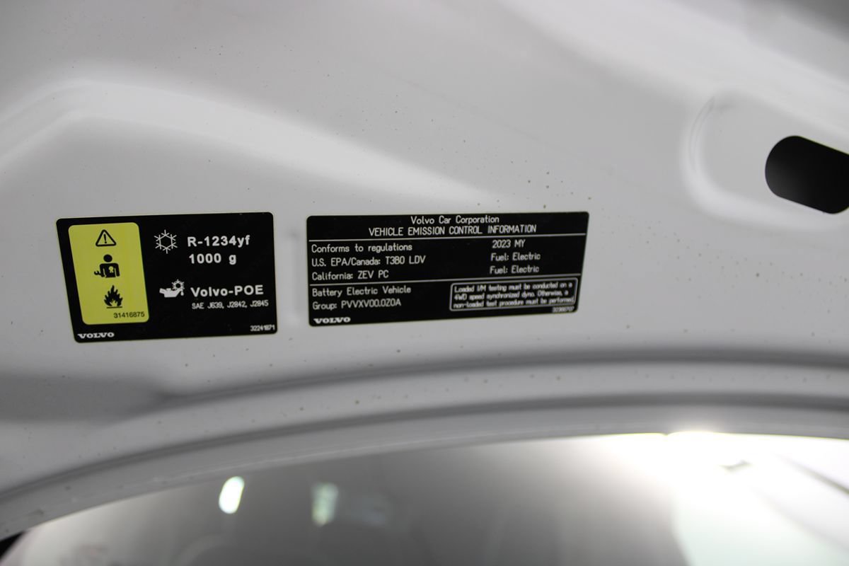 Used 2023 Volvo C40 P8 Recharge Ultimate AWD/4WD image 36