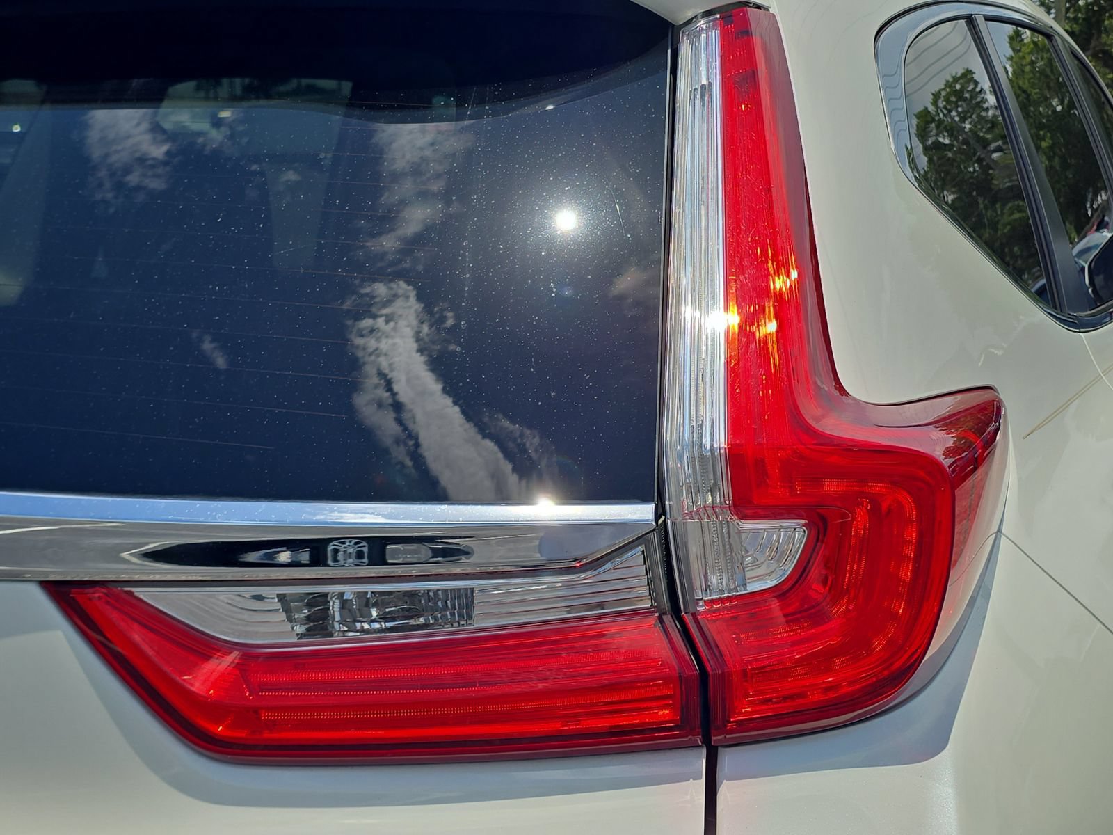 Used 2017 Honda CR-V EX-L image 8
