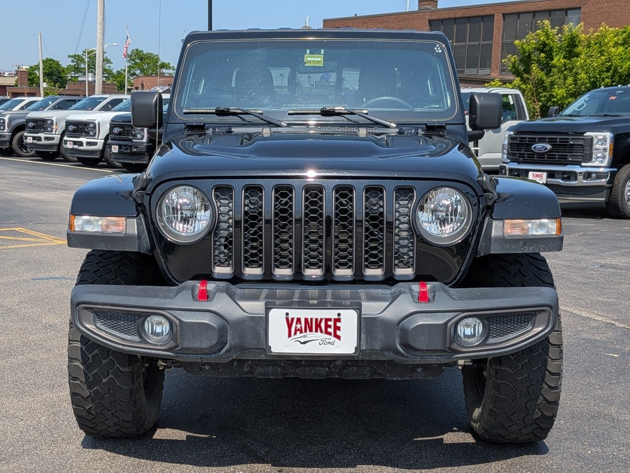 Used 2023 Jeep Gladiator Sport AWD/4WD image 10