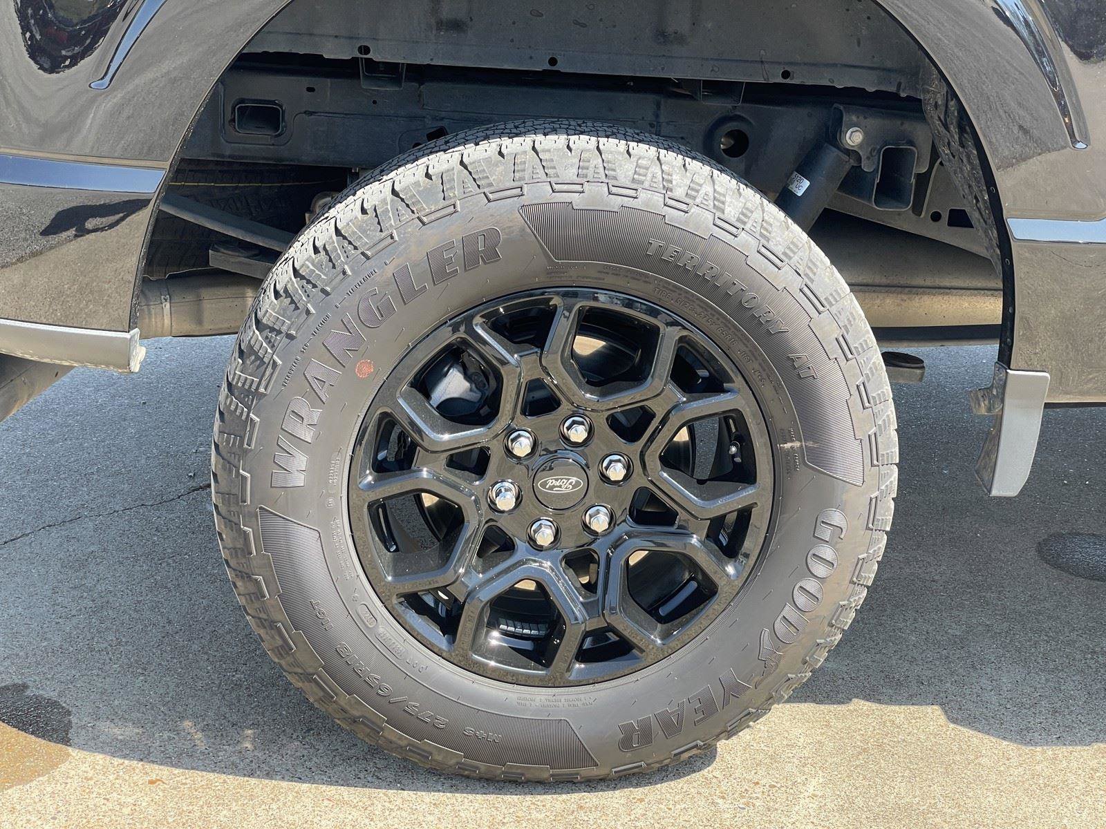 Used 2024 Ford F150 XLT w/ Equipment Group 302A MID image 24