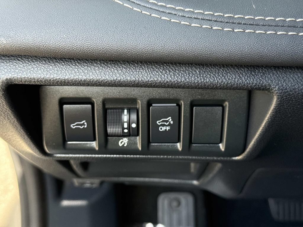 Used 2020 Subaru Outback Limited XT AWD/4WD image 45