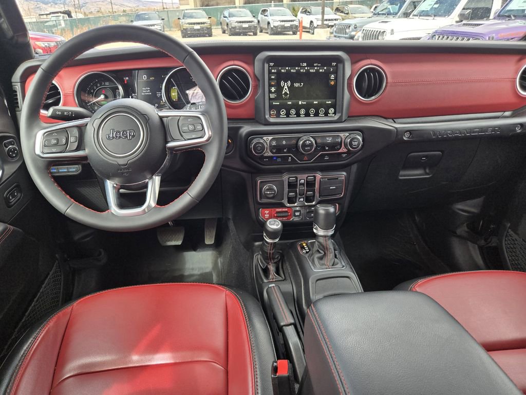 Used 2023 Jeep Wrangler Unlimited Rubicon 4xe image 17