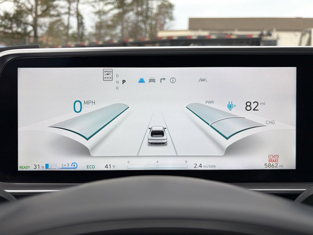 Used 2024 Hyundai Ioniq 6 SEL image 9