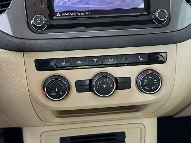 Used 2017 Volkswagen Tiguan S image 15