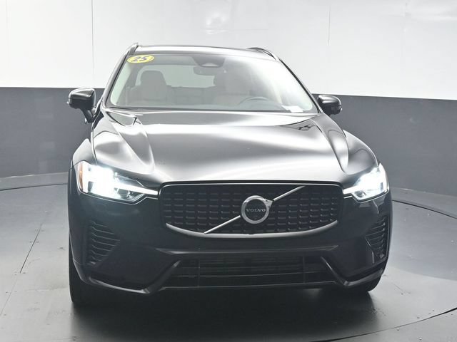 Used 2025 Volvo XC60 T8 Plus w/ Protection Package Premier AWD/4WD image 3