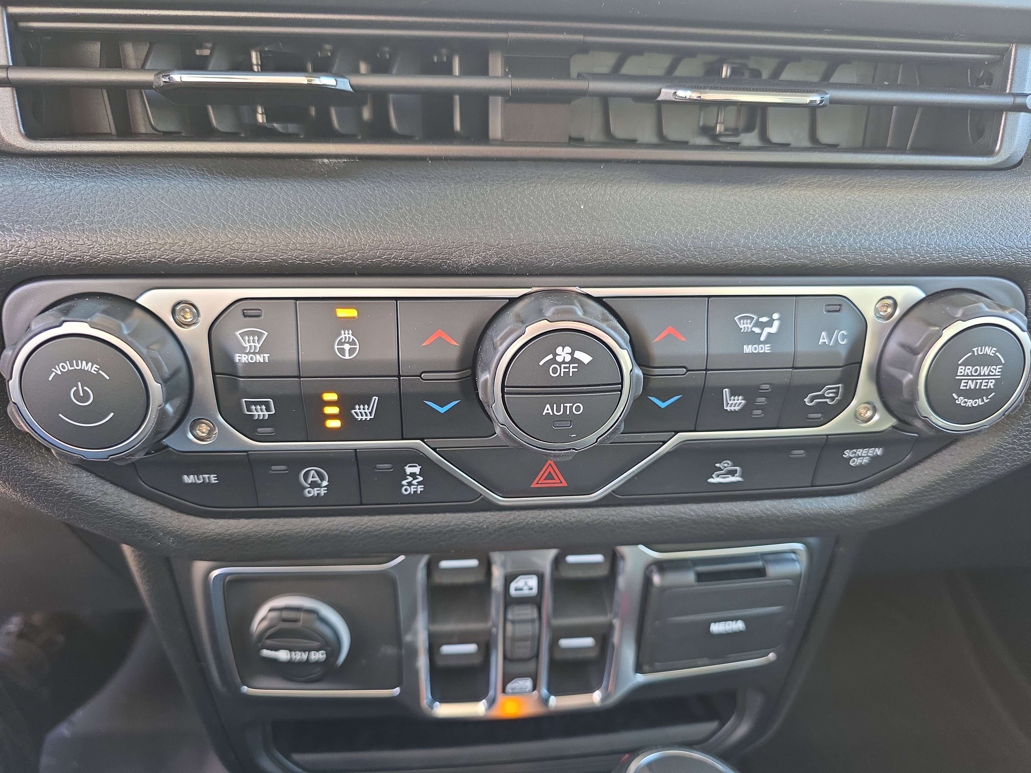 New 2026 Jeep Wrangler Sport S image 8