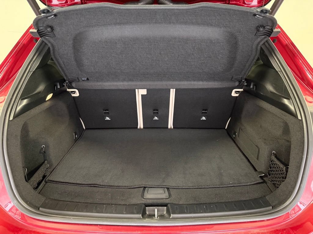 Used 2021 Mercedes-Benz GLA 250 4MATIC image 38