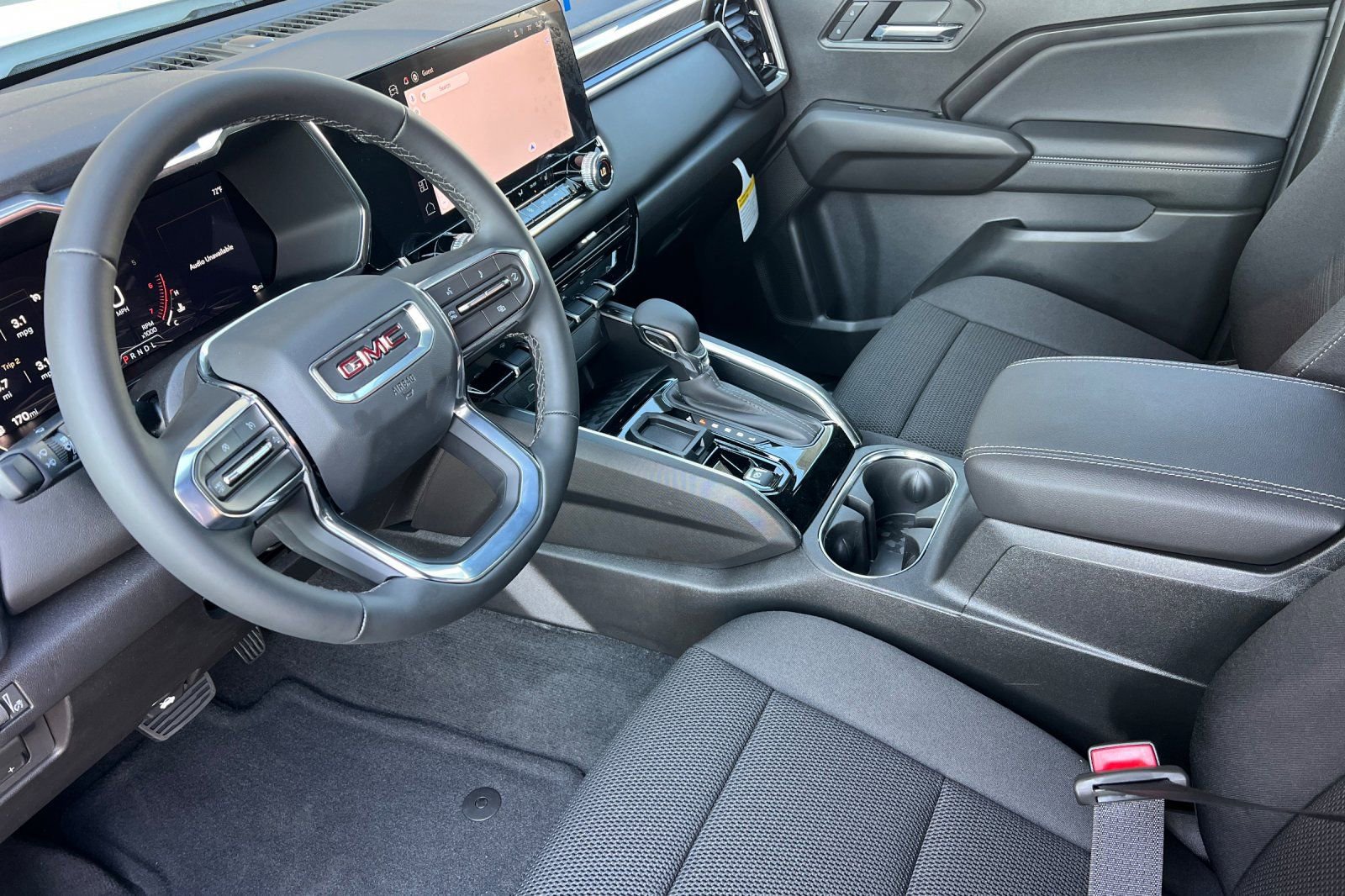 New 2026 GMC Canyon Elevation w/ Convenience Package image 8