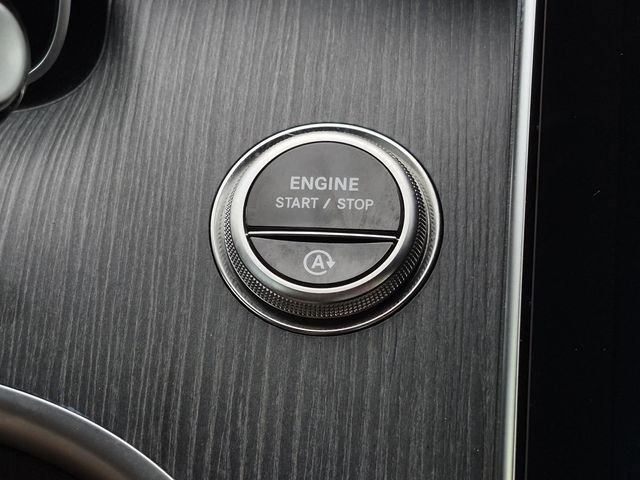 Certified 2025 Mercedes-Benz C 300 Sedan image 31