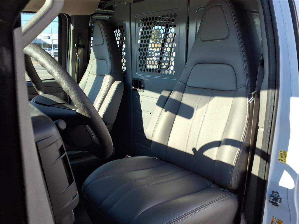 New 2025 Chevrolet Express 2500 w/ Driver Convenience Package RWD image 8