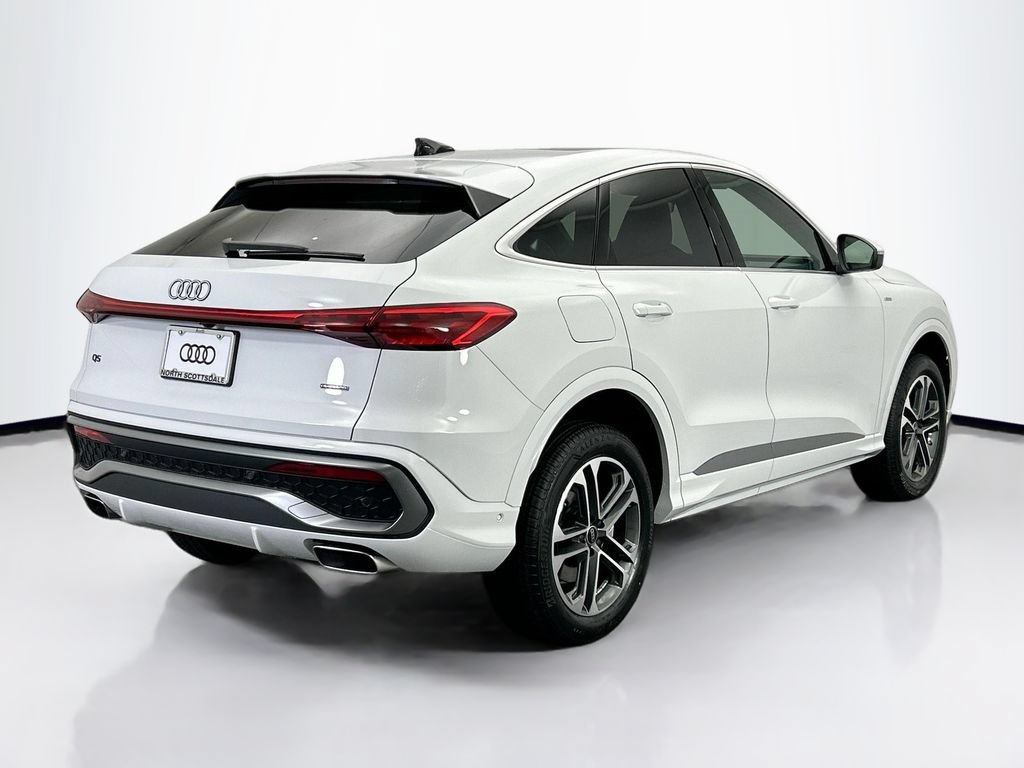 Certified 2025 Audi Q5 Premium Plus w/ Premium Plus AWD/4WD image 5
