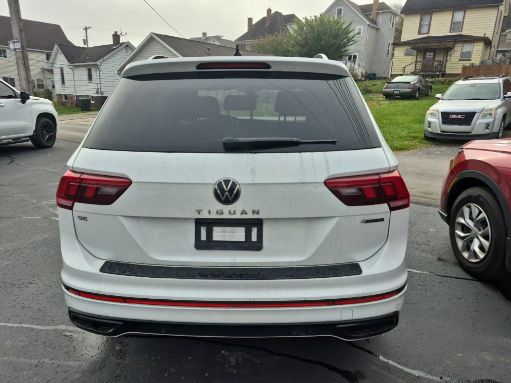 Used 2024 Volkswagen Tiguan SE R-Line AWD/4WD image 6