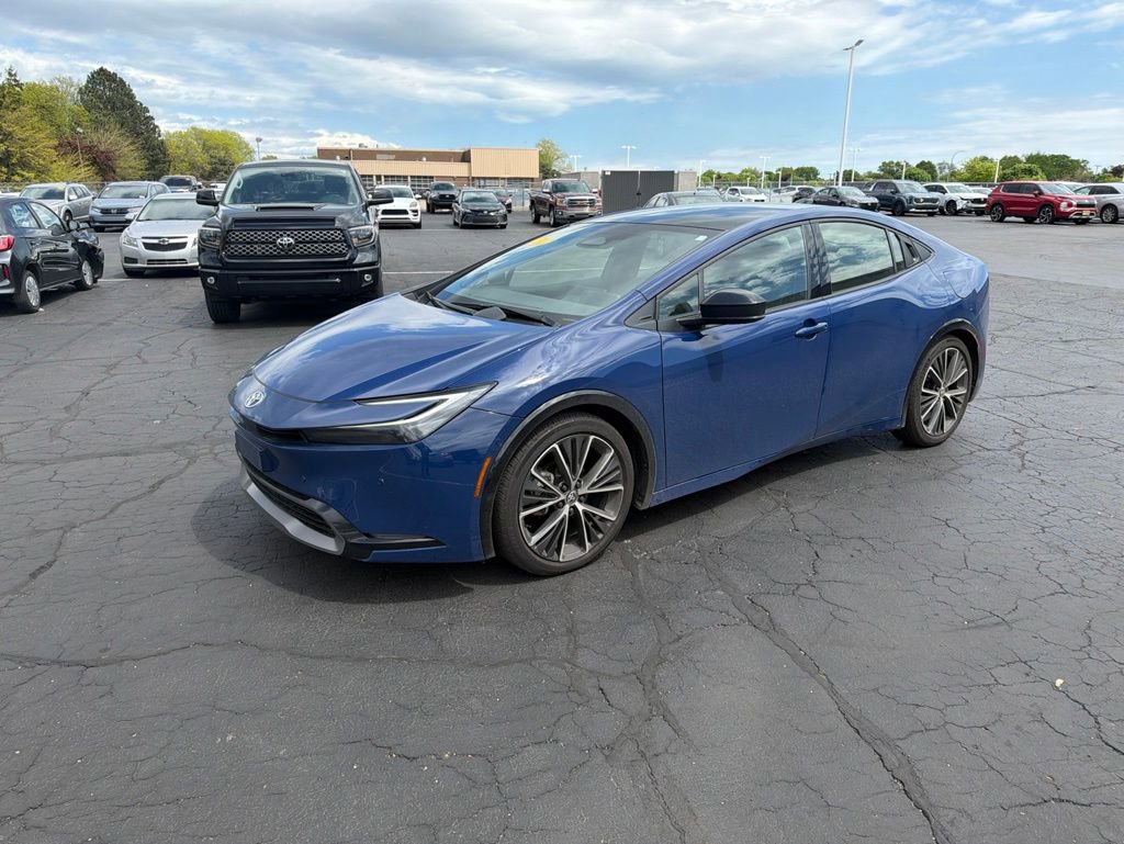 Used 2024 Toyota Prius Limited w/ Limited Premium Package FWD image 2